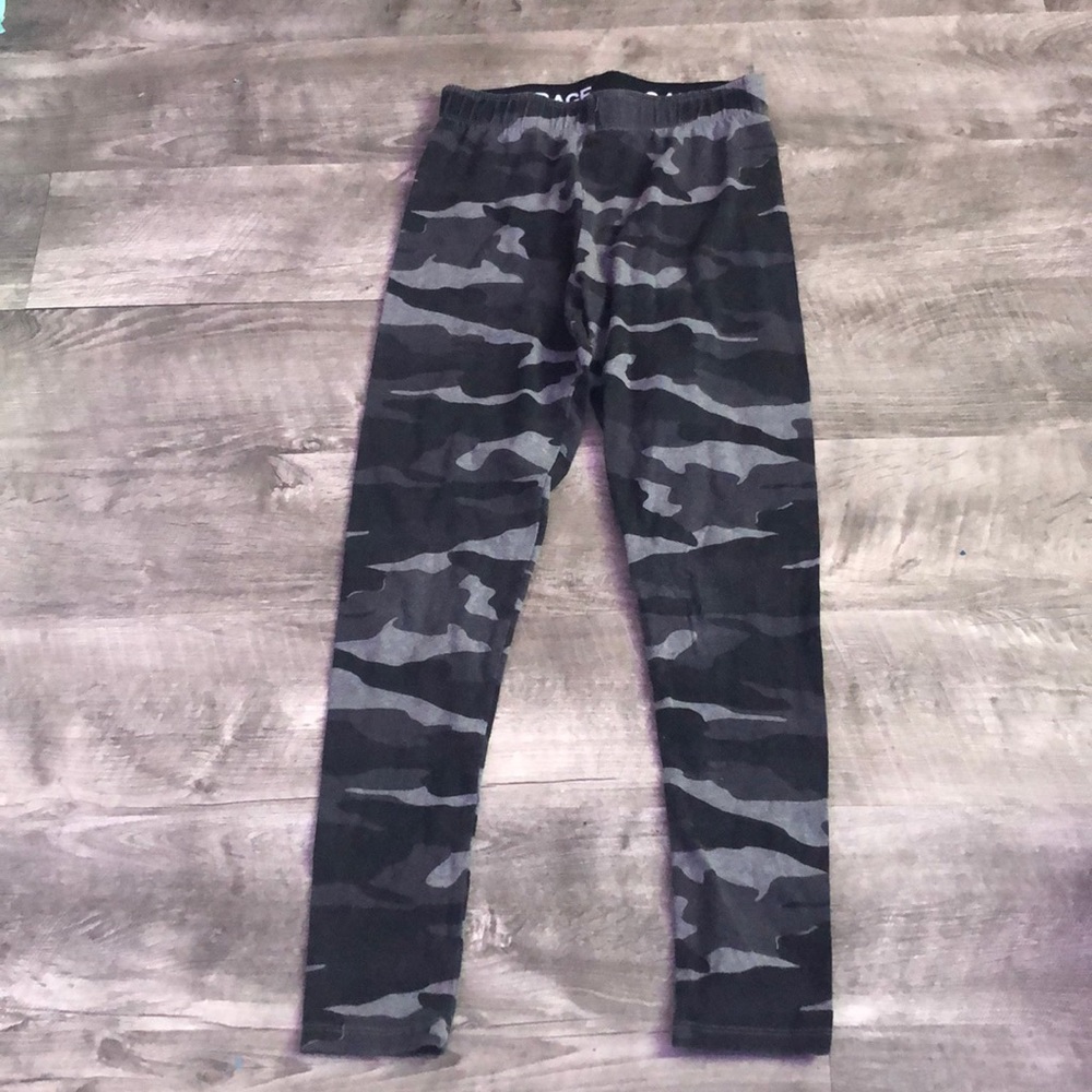 Camo leggings